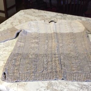 Tunic style sweater, size L